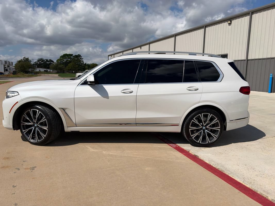Used 2020 BMW X7 xDrive40i w/ Premium Package AWD/4WD image 3