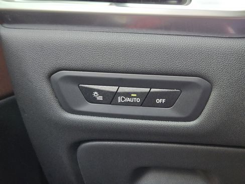 Used 2024 BMW X5 xDrive40i w/ M Sport Package image 32