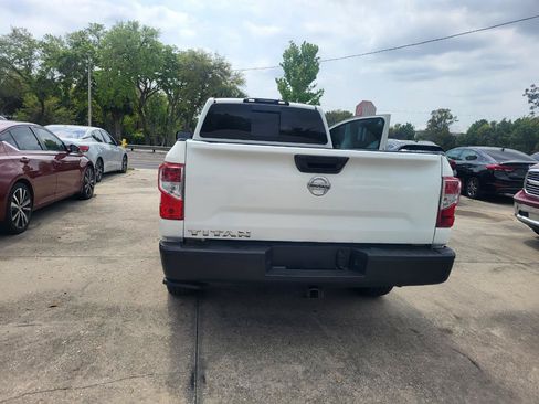 Used 2019 Nissan Titan S RWD image 32