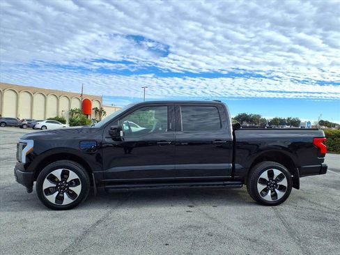 Used 2024 Ford F150 Lightning Platinum image 4