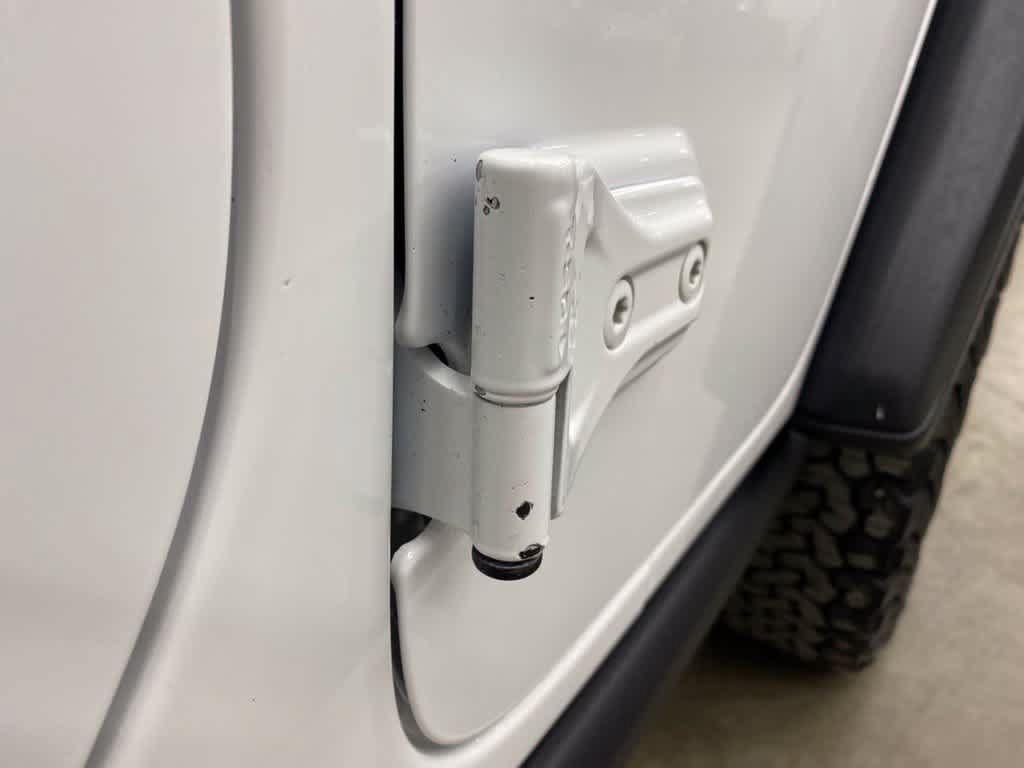 Used 2025 Jeep Wrangler Unlimited Rubicon AWD/4WD image 32