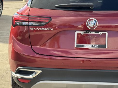 Used 2023 Buick Envision Essence image 11