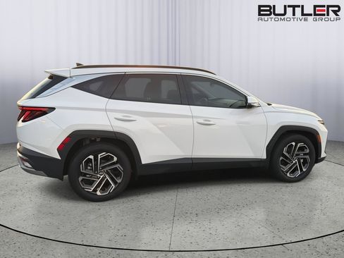 Used 2025 Hyundai Tucson Limited FWD image 7