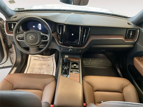 Certified 2023 Volvo XC60 B5 Plus w/ Climate Package image 10