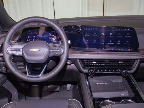 New 2026 Chevrolet Tahoe Premier w/ Sun And Tow Package image 17