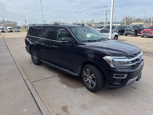 Used 2024 Ford Expedition Max Limited image 3