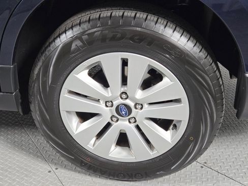 Used 2018 Subaru Outback 2.5i Premium AWD/4WD image 10