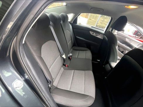 Used 2022 Kia Forte LXS image 15