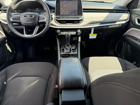 Used 2022 Jeep Compass Sport FWD image 12