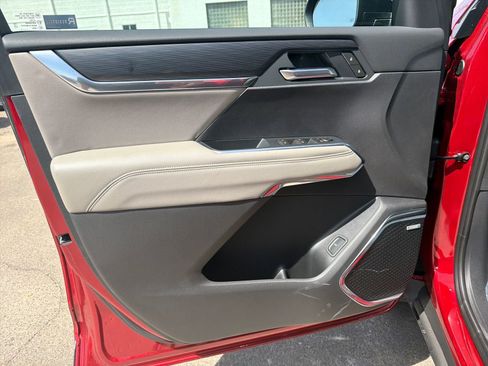 New 2026 GMC Acadia Elevation image 15