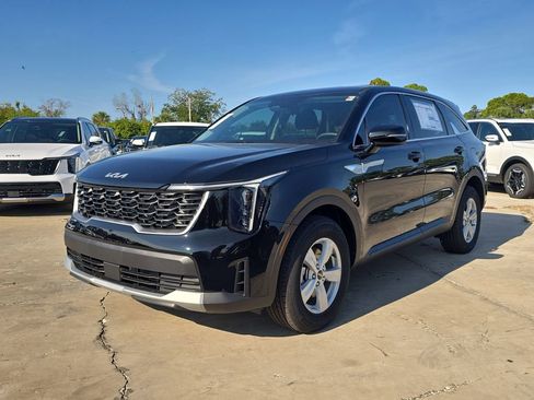 New 2026 Kia Sorento LX image 4