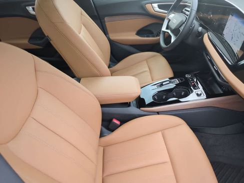Used 2025 Audi A5 2.0T Premium w/ Convenience Package AWD/4WD image 25
