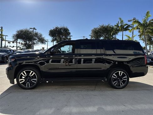 Used 2019 Chevrolet Suburban Premier w/ RST 6.2L Performance Edition image 28