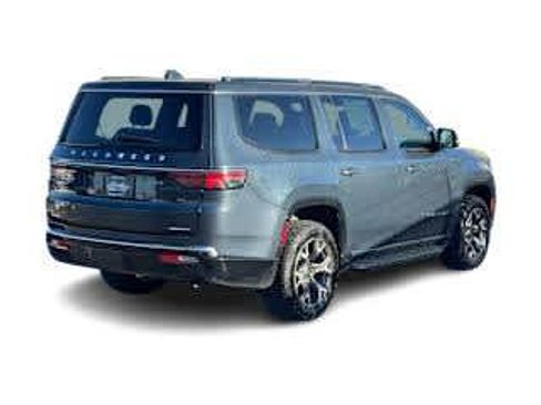 Used 2023 Jeep Wagoneer Series III w/ Preferred Equipment Group image 7