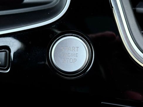 Used 2017 Audi Q7 3.0T Premium Plus image 36