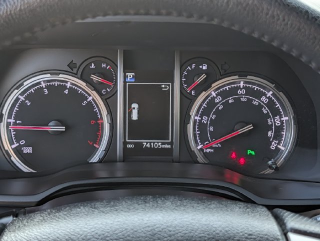 Used 2022 Toyota 4Runner Limited AWD/4WD image 22