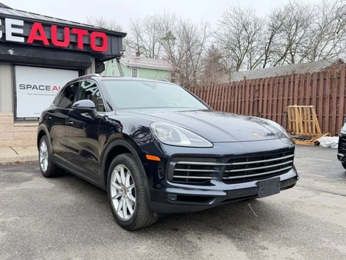 Used 2019 Porsche Cayenne image 3
