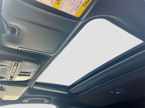 Used 2024 Subaru Crosstrek 2.5i Wilderness image 22