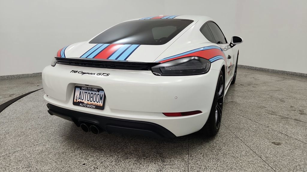 Used 2018 Porsche 718 Cayman GTS RWD image 23
