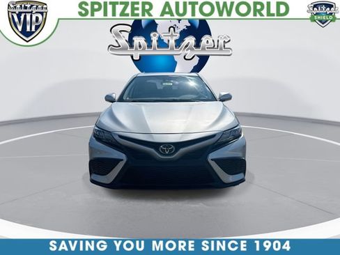Used 2021 Toyota Camry SE w/ Cold Weather Package AWD/4WD image 3