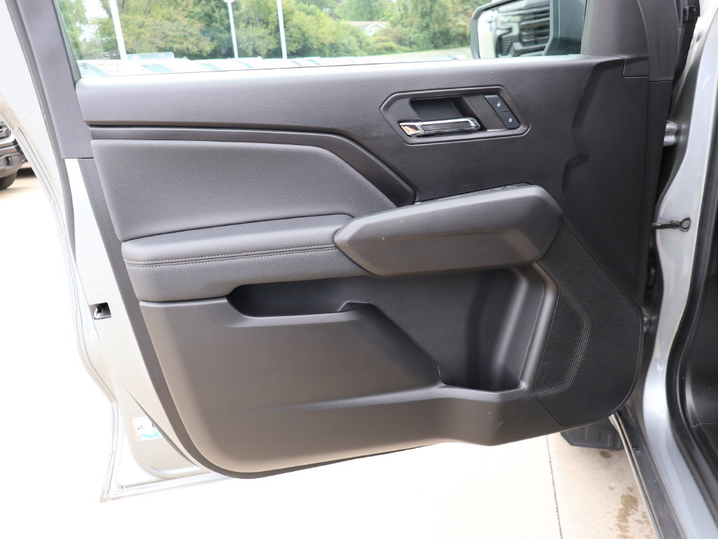 Certified 2024 Chevrolet Colorado LT w/ LT Convenience Package II AWD/4WD image 11