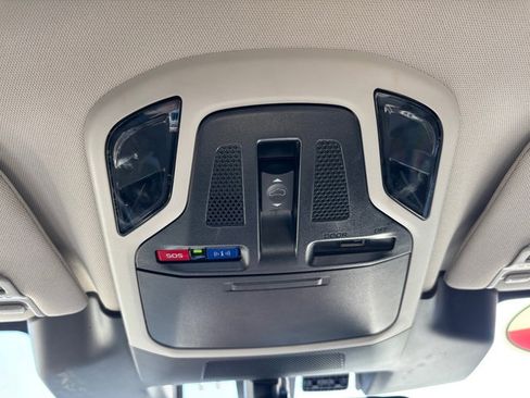 Used 2023 Subaru Outback Limited image 21