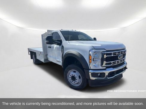 Used 2024 Ford F550 2WD Regular Cab Super Duty w/ XL Chrome Package image 3