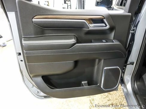 Certified 2025 Chevrolet Silverado 1500 RST w/ Dark Appearance Package image 20