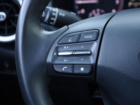 Used 2022 Hyundai Kona SEL w/ Convenience Package image 12