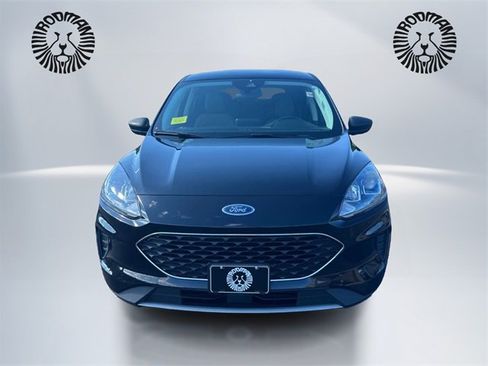 Certified 2022 Ford Escape SE w/ Convenience Package image 2