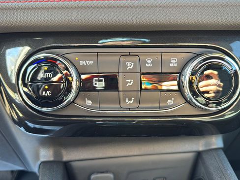 New 2026 Chevrolet TrailBlazer RS w/ Convenience Package AWD/4WD image 19