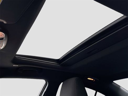 Used 2023 Dodge Charger Scat Pack w/ Harman/Kardon Audio Group image 22