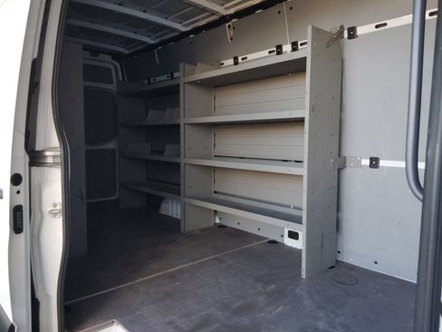 Used 2023 Mercedes-Benz Sprinter 2500 image 14