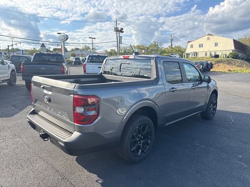 New 2025 Ford Maverick Lariat w/ Black Appearance Package AWD/4WD image 7