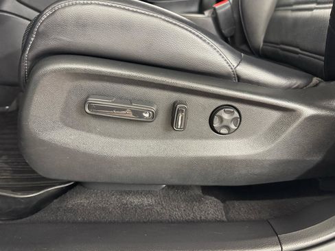 Used 2018 Honda CR-V EX-L image 14