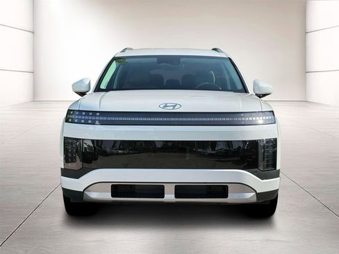 New 2026 Hyundai Ioniq 9 SE image 12