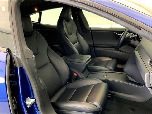 Used 2020 Tesla Model S Long Range Plus image 7