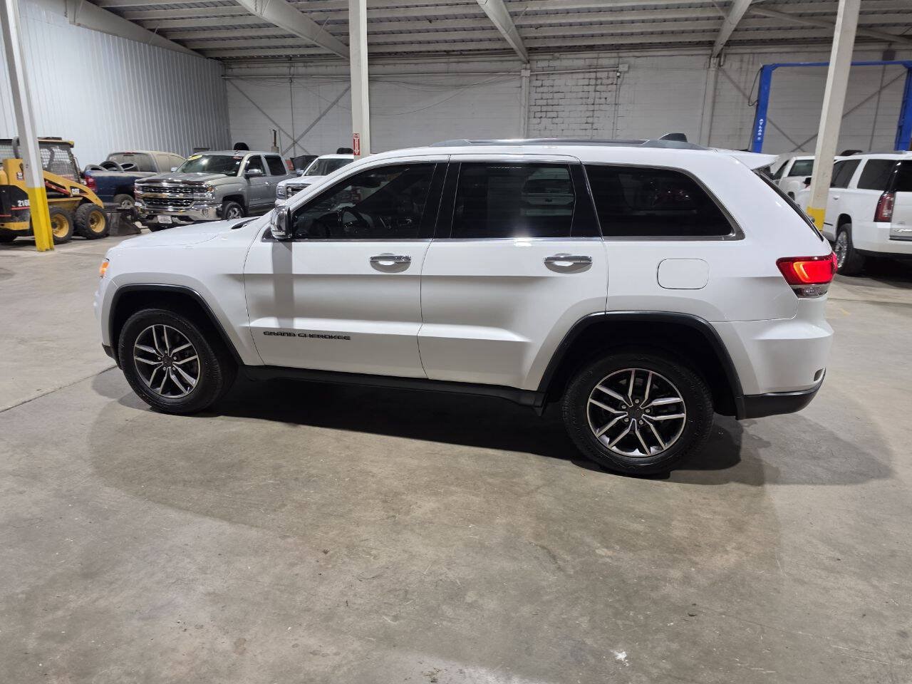 Used 2020 Jeep Grand Cherokee Limited w/ Luxury Group II AWD/4WD image 6