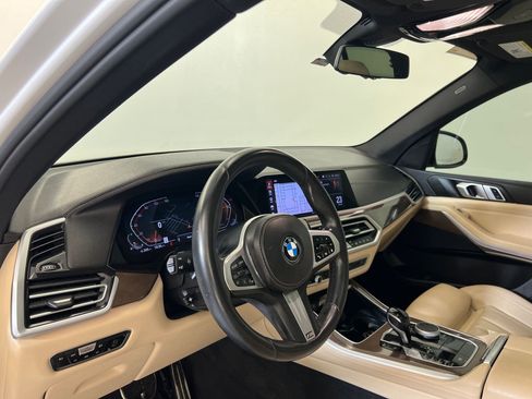 Used 2021 BMW X5 sDrive40i w/ M Sport Package image 4