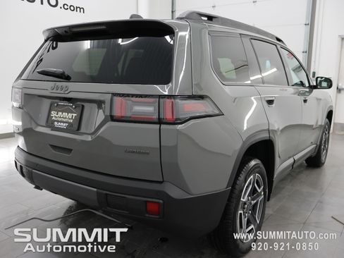 New 2026 Jeep Cherokee Laredo AWD/4WD image 4