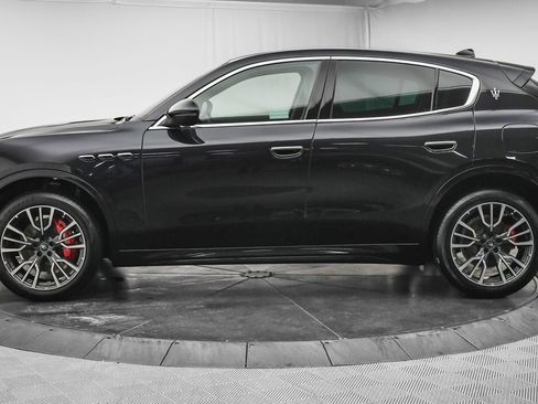 New 2025 Maserati Grecale GT image 4