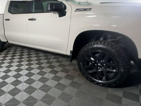 New 2026 Chevrolet Silverado 1500 Custom Trail Boss w/ LPO, Dark Essentials Package image 3