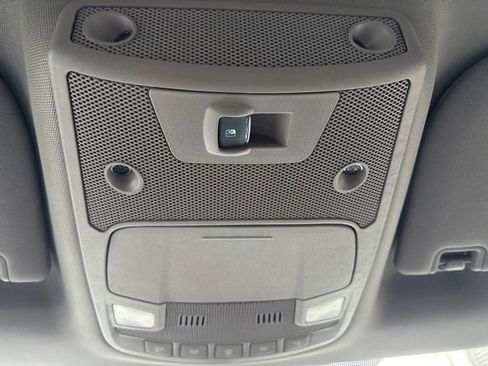 Certified 2018 Ford F150 Lariat image 33