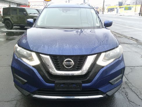 Used 2020 Nissan Rogue SV image 9