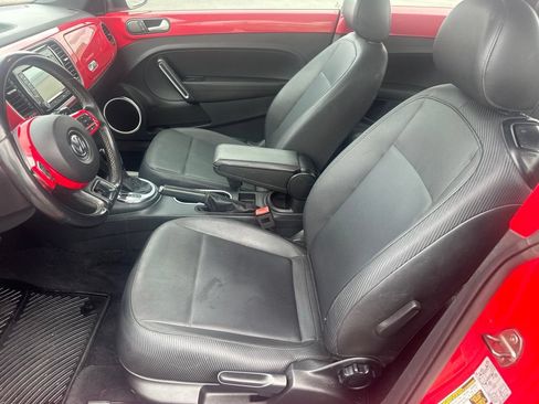 Used 2014 Volkswagen Beetle 2.5 FWD image 9