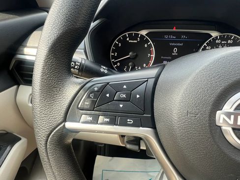 Used 2024 Nissan Altima 2.5 SV FWD image 20