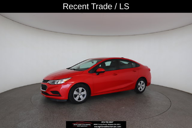 Used 2018 Chevrolet Cruze LS FWD image 4