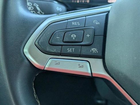 Used 2023 Volkswagen Taos S FWD image 5