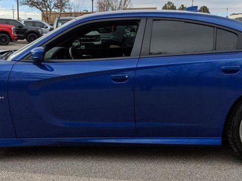 Used 2022 Dodge Charger R/T image 5