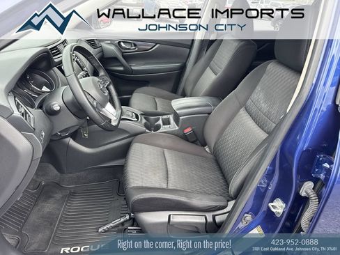 Used 2020 Nissan Rogue S w/ Special Edition Package FWD image 14